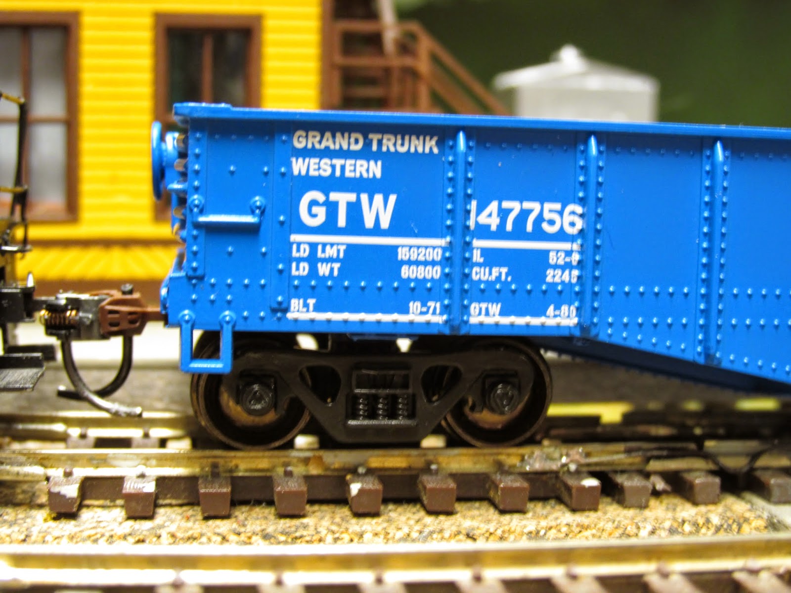 Eddie's Rail Fan Page Sharp clear railroad reporting marks on an